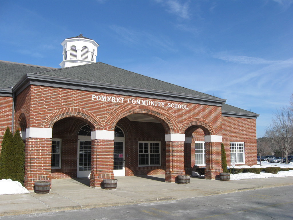 Pomfret Community School